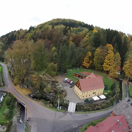 U Vyhlidky בית הארחה